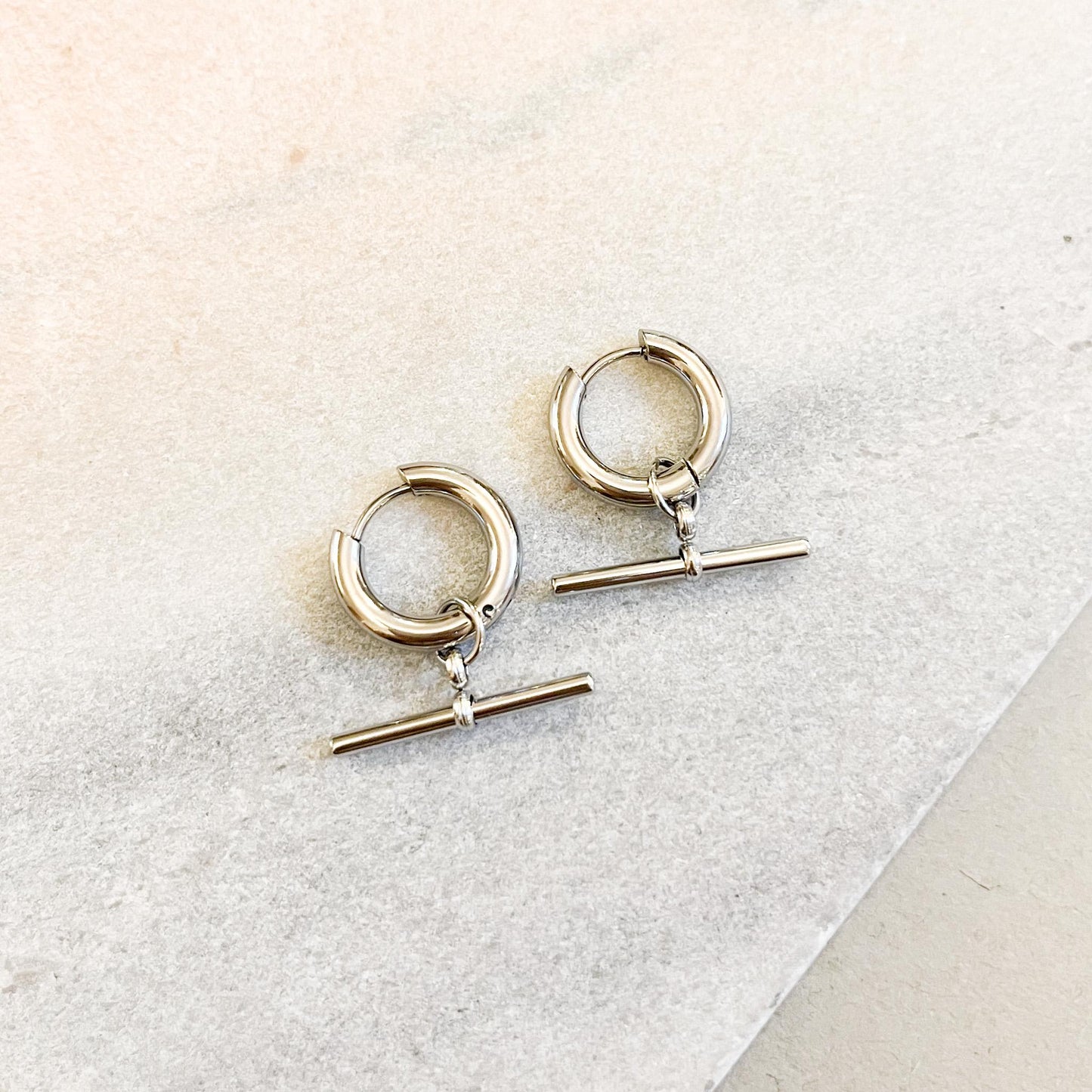 Art Deco T-Bar Toggle Huggie Hoop Earrings in Gold or Silver, Minimalist Geometric Dangle Hoops, Modern Earrings for Her