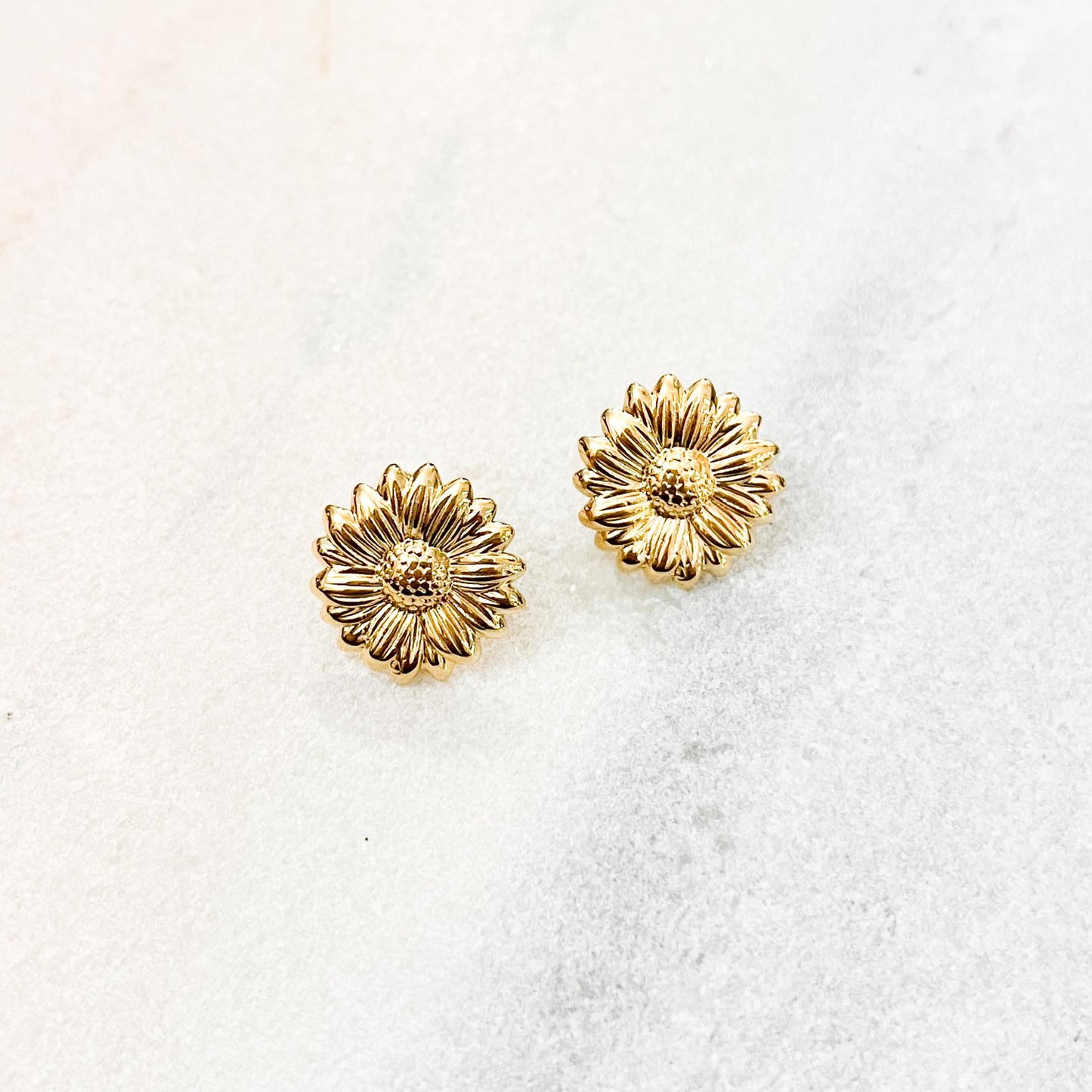 Gold Daisy Stud Earrings | Floral Stud Earrings | Minimal Flower Earrings | Botanical Jewellery | Gift For Her