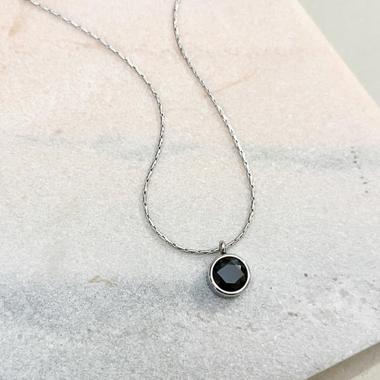 Black Solitaire Necklace • Dainty Art Deco Pendant • Minimalist Black Stone Jewelry • Gothic Chic Gift for Her