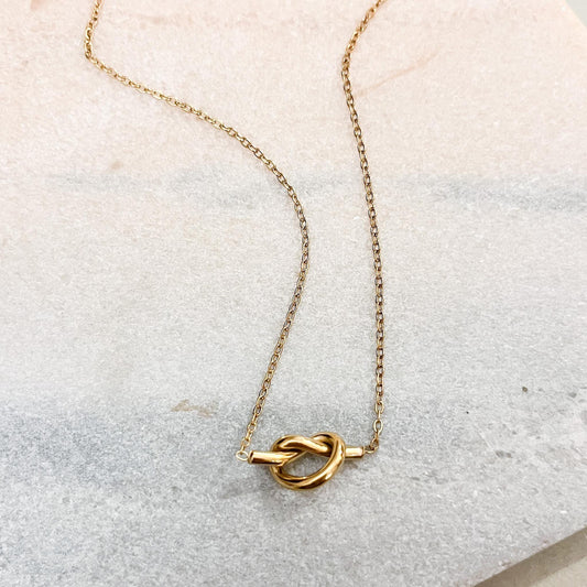 Gold Sailor Knot Necklace - Minimalist Statement Pendant - Bridesmaid Proposal Gift - Classic Knot Jewelry for Everyday Wear