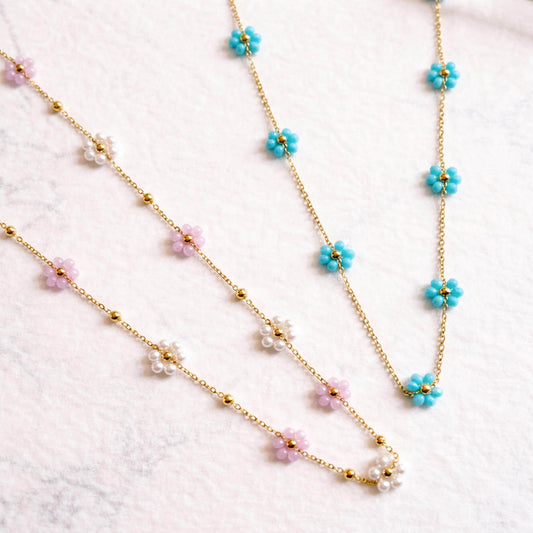 Daisy Flower Beaded Necklace, Pastel Floral Necklace, Dainty Flower Jewellery, Cute Gold Chain Necklace, Cottagecore Jewellery Gift