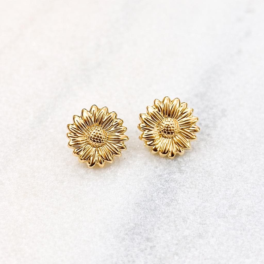 Gold Daisy Stud Earrings | Floral Stud Earrings | Minimal Flower Earrings | Botanical Jewellery | Gift For Her