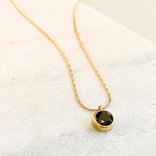 Black Solitaire Necklace • Dainty Art Deco Pendant • Minimalist Black Stone Jewelry • Gothic Chic Gift for Her